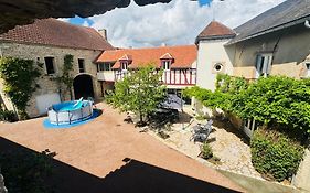 Corps de ferme - Gîte les hirondelles